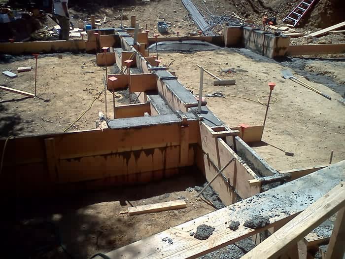 Guest House, 5-Car Garage and Game Room built using Vitruvian's Green Building System, Oakland, California